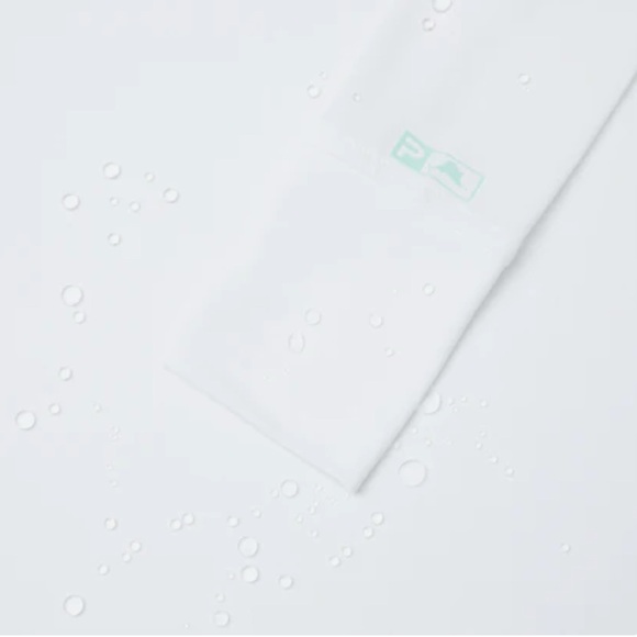 New PELAGIC women’s size medium hooded multi colors and styles UPF, white & aqua - Picture 16 of 16